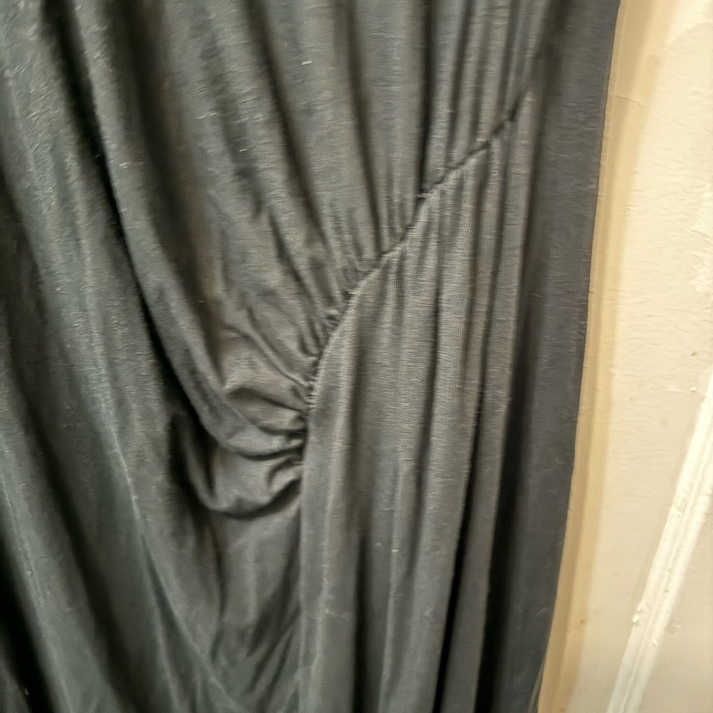 Ann Taylor Classic Black Maxi Dress. Size Medium. - Picture 5 of 5